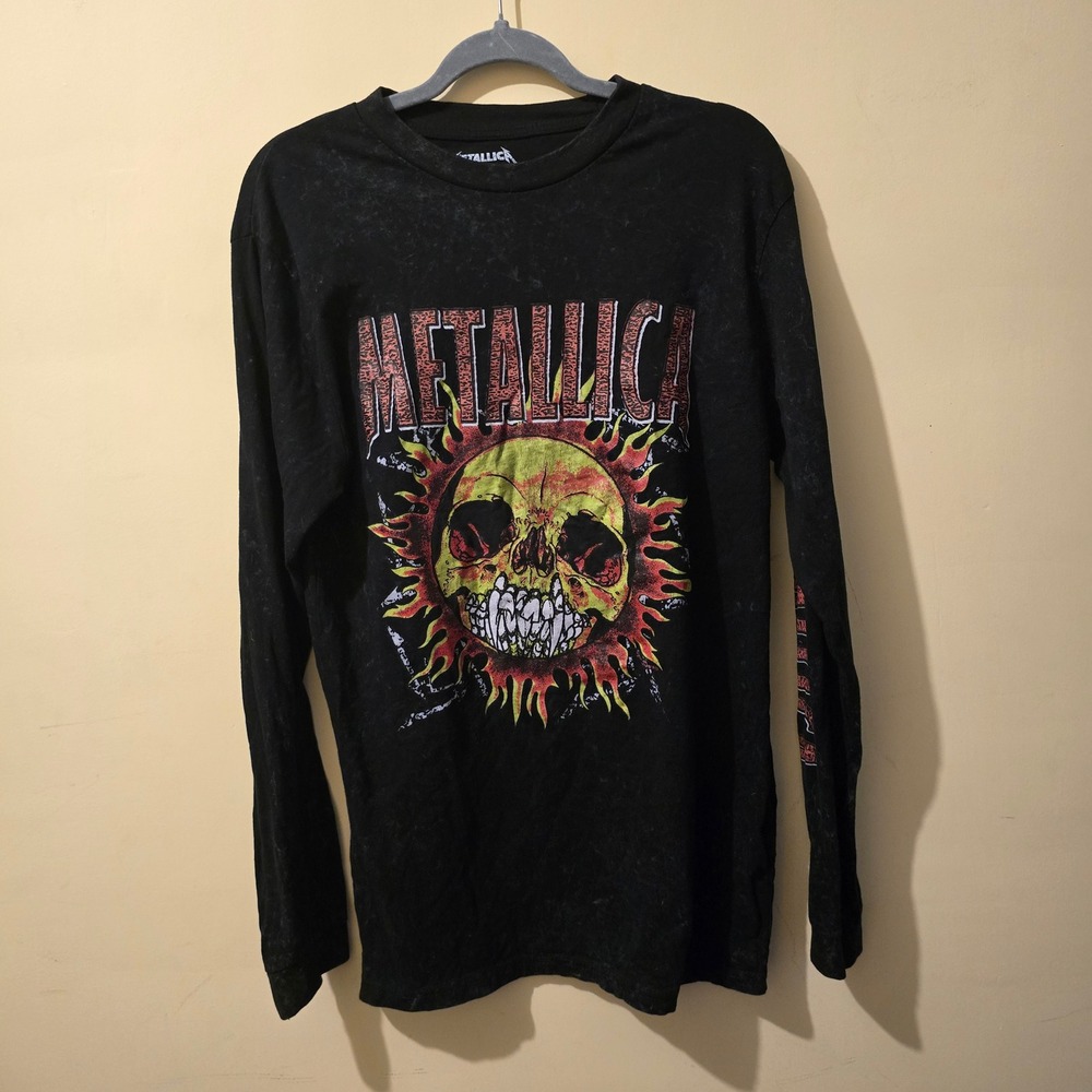 Metallica Long Sleeve Graphic Tee Men Large Black Sun Skull Acid Wash Rock Shirt